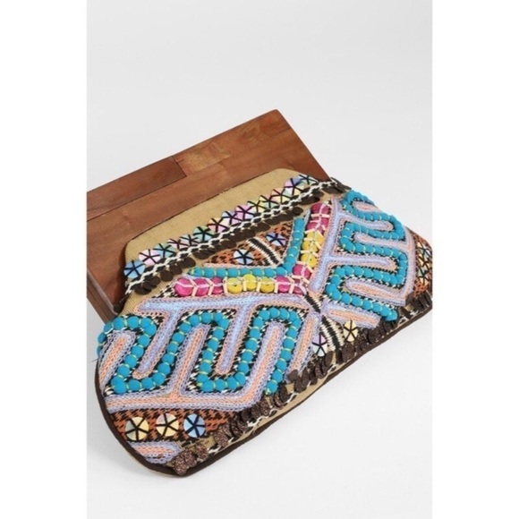 🎉hp 4-26-20 🎉Handcrafted Boho Wood Handle Bag - Picture 6 of 8